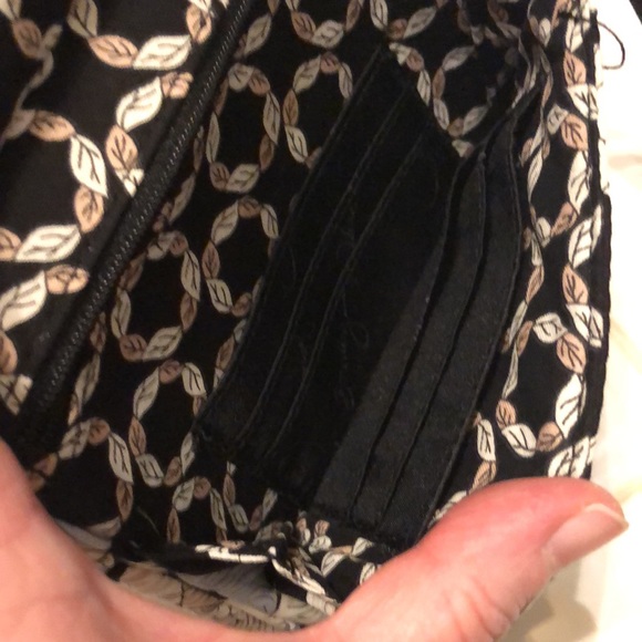 ⭐️VERA BRADLEY CROSSBODY BAG⭐️ - Picture 8 of 11